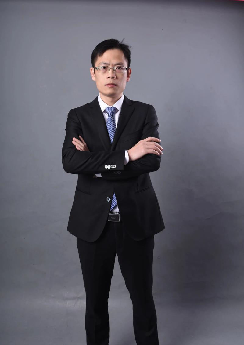 李晓娟 技术统筹负责人